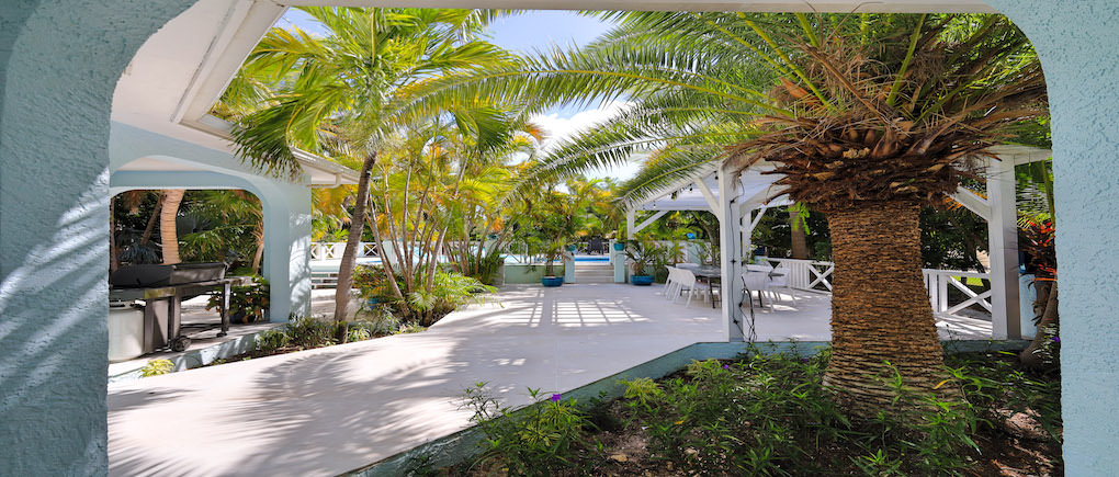 Villa Tropica - Outside dinning area